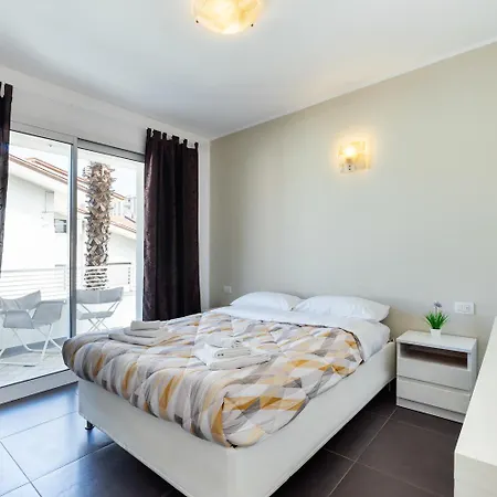 Penthouse18 - Jacuzzi On Master Bedroom * Риччоне