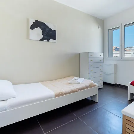 Penthouse18 - Jacuzzi On Master Bedroom Риччоне