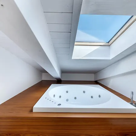Penthouse18 - Jacuzzi On Master Bedroom Апартаменты Риччоне